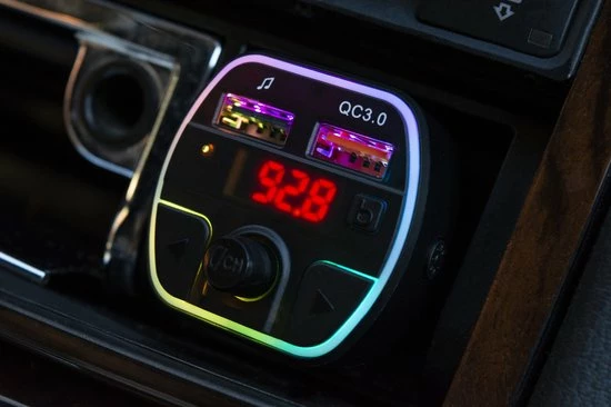 Groothandel π₯ Technaxx FMT1600BT Bluetooth FM Transmitter - Met Spraakassistent - USB-C PD 20W - Zwart/RGB π₯° 7 Groothandel π₯ Technaxx FMT1600BT Bluetooth FM Transmitter - Met Spraakassistent - USB-C PD 20W - Zwart/RGB π₯° - Afbeelding 7