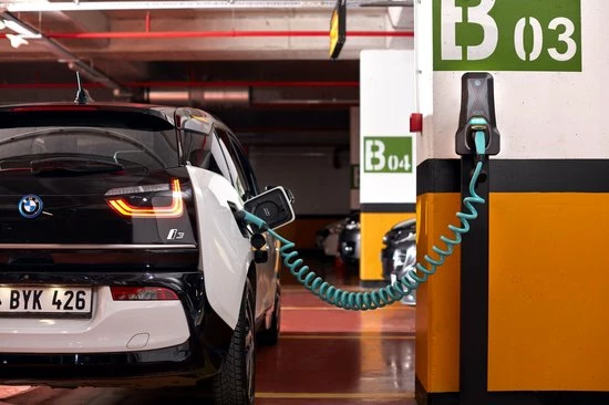 Laadkabel Type 2 32 Ampère 3 fase 22 kW Spiraal lengte 5 meter Begroting ???? Voldt Laadkabel Type 2 32 Ampère 3 Fase 22 KW Spiraal Lengte 5 Meter ???? -Brodit store 550x366 9