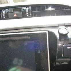 Uitgang โค๏ธ Houder - Brodit ProClip - Toyota HiLux 2016-> Angled Mount โ