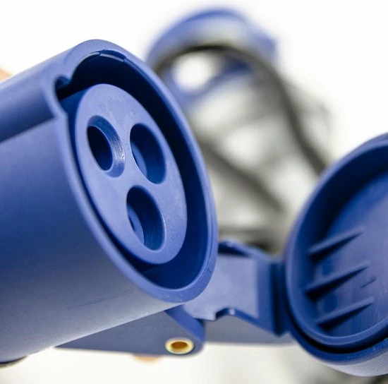 Soolutions CEE blauw 32A (m) to CEE blauw 16A (v) Begroting ???? Solutions Soolutions CEE Blauw 32A (m) To CEE Blauw 16A (v) ???? -Brodit store 550x544 4